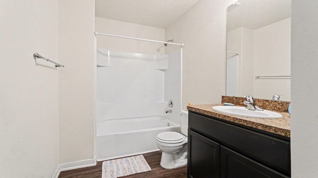 10515 Logger Pine Trail, Houston, TX 77088