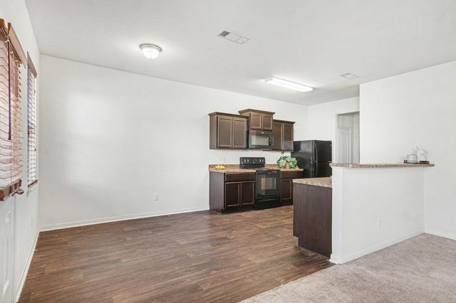 10515 Logger Pine Trail, Houston, TX 77088