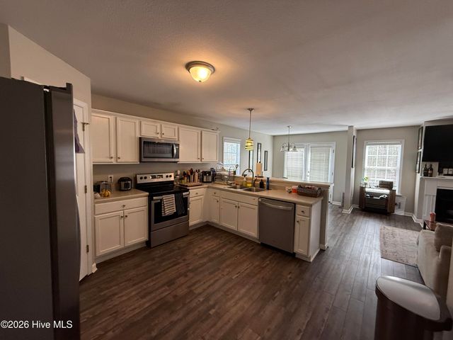 754 Jim Grant Avenue, Sneads Ferry, NC 28460