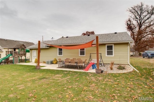 908 Walnut Street, Jerseyville, IL 62052