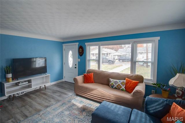 908 Walnut Street, Jerseyville, IL 62052