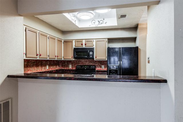 8322 Windy Oaks Drive, Houston, TX 77040