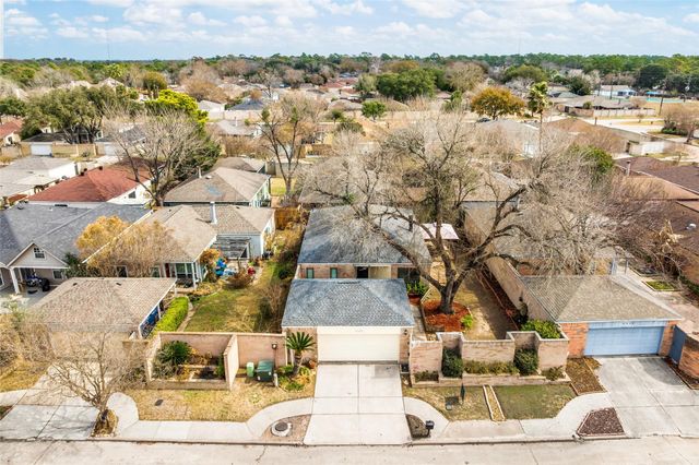8322 Windy Oaks Drive, Houston, TX 77040