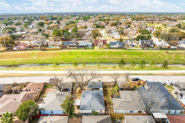 8322 Windy Oaks Drive, Houston, TX 77040