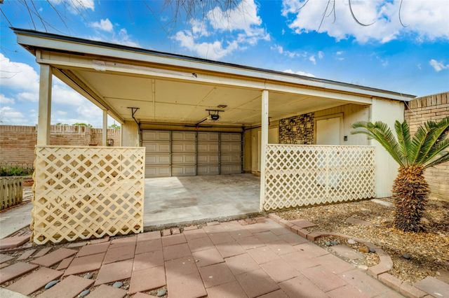 8322 Windy Oaks Drive, Houston, TX 77040