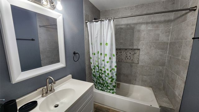 809 Bowie Street, Sweetwater, TX 79556