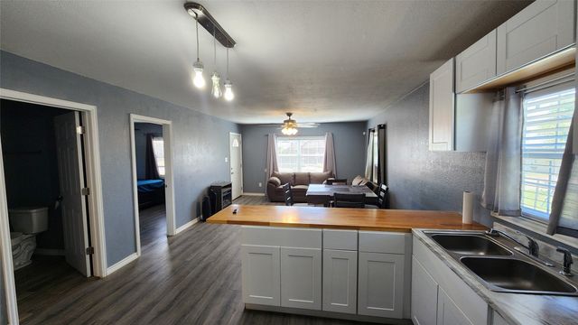 809 Bowie Street, Sweetwater, TX 79556