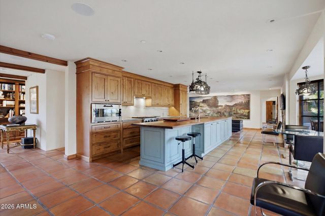 7501 E PALO VERDE Drive 4, Scottsdale, AZ 85250