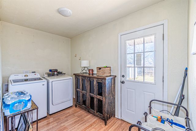 321 School House Road, Paradise, TX 76073