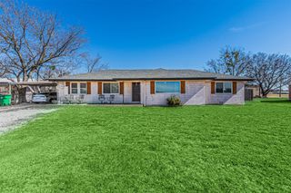 321 School House Road, Paradise, TX 76073
