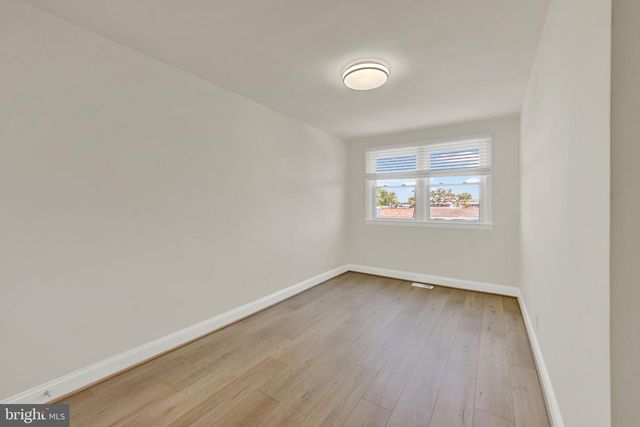 303 ARDEN RD W, Baltimore, MD 21225