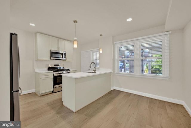 303 ARDEN RD W, Baltimore, MD 21225