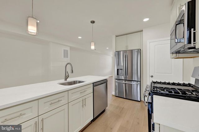 303 ARDEN RD W, Baltimore, MD 21225