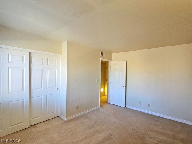 5405 Indian River Drive 400, Las Vegas, NV 89103
