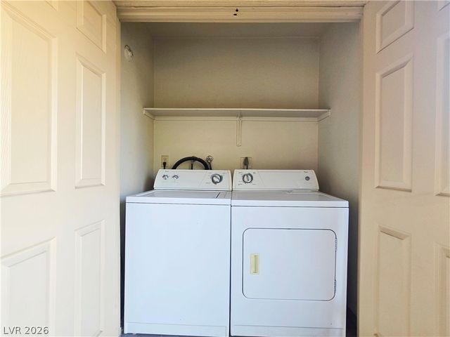 5405 Indian River Drive 400, Las Vegas, NV 89103