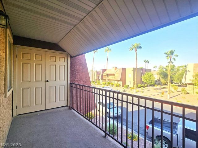 5405 Indian River Drive 400, Las Vegas, NV 89103