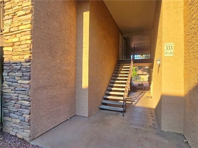 5405 Indian River Drive 400, Las Vegas, NV 89103