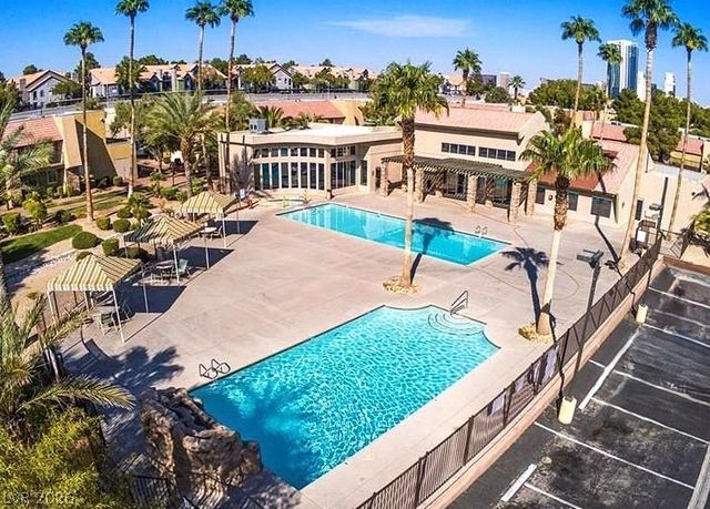 5405 Indian River Drive 400, Las Vegas, NV 89103