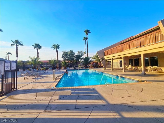 5405 Indian River Drive 400, Las Vegas, NV 89103