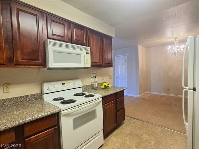 5405 Indian River Drive 400, Las Vegas, NV 89103