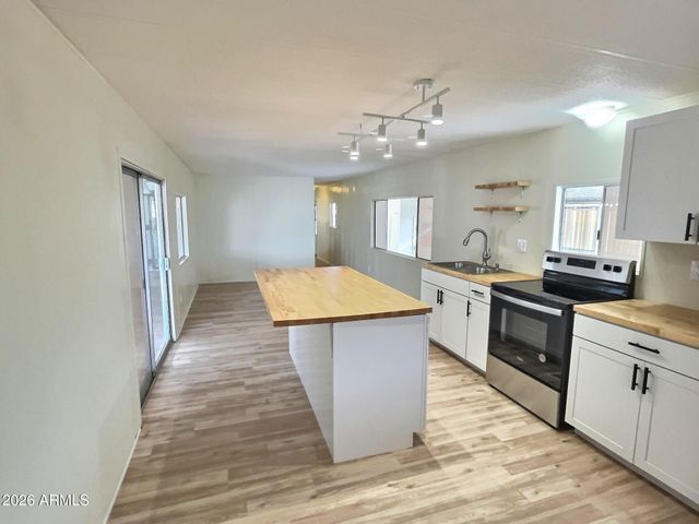 4065 E University Drive 334, Mesa, AZ 85205