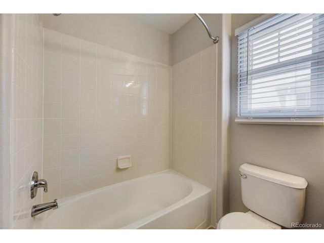 2414 S Ireland Ct, Aurora, CO 80013