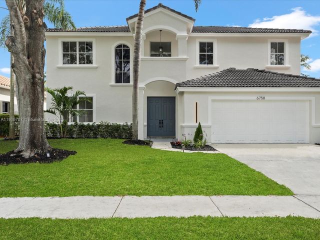 6758 Lake Nona Pl, Lake Worth, FL 33463