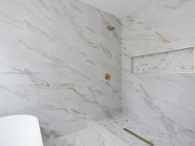 6758 Lake Nona Pl, Lake Worth, FL 33463