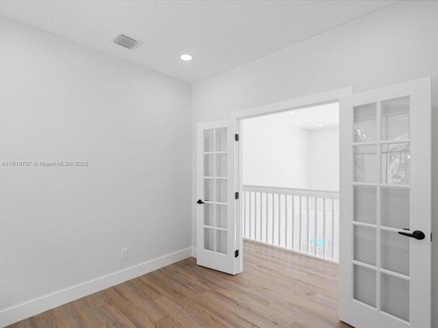 6758 Lake Nona Pl, Lake Worth, FL 33463