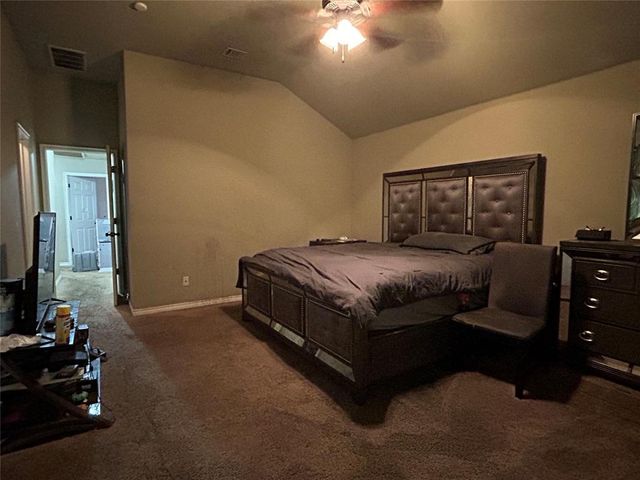 2324 Turtlewood River Road, Midwest City, OK 73130
