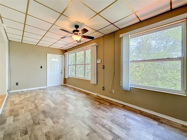 5860 43RD TERRACE N 1513, Kenneth City, FL 33709