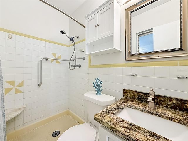 5860 43RD TERRACE N 1513, Kenneth City, FL 33709