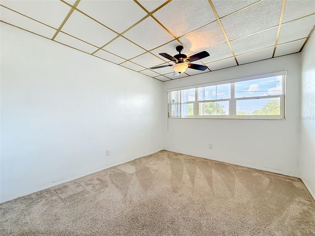 5860 43RD TERRACE N 1513, Kenneth City, FL 33709