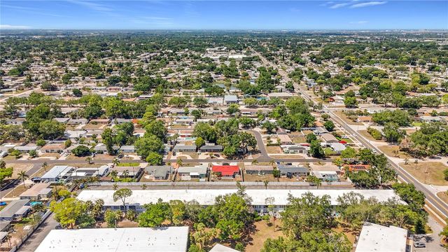 5860 43RD TERRACE N 1513, Kenneth City, FL 33709