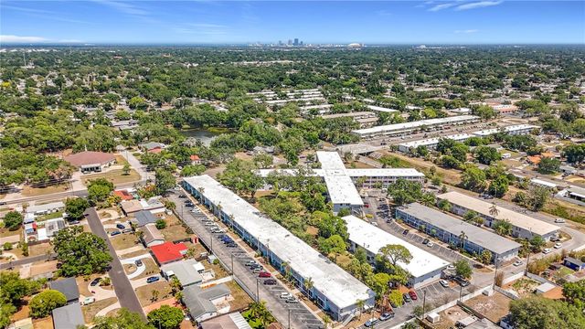 5860 43RD TERRACE N 1513, Kenneth City, FL 33709