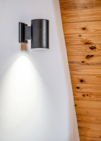 825 Hunters Landing Ln, Smithville, TN 37166