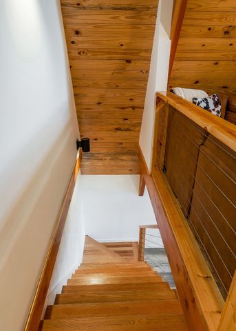 825 Hunters Landing Ln, Smithville, TN 37166