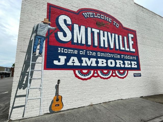 825 Hunters Landing Ln, Smithville, TN 37166