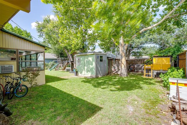 4913 Rutland Avenue, Fort Worth, TX 76133