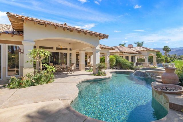 48145 Paso Tiempo Lane, La Quinta, CA 92253