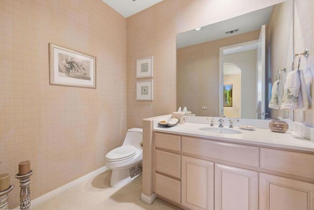 48145 Paso Tiempo Lane, La Quinta, CA 92253
