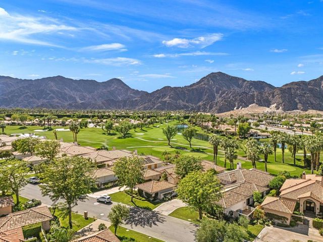 48145 Paso Tiempo Lane, La Quinta, CA 92253