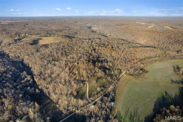 9241 BCR 834, Marble Hill, MO 63764