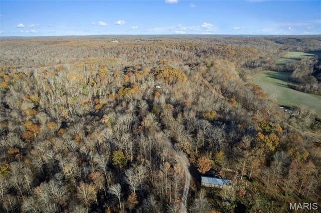 9241 BCR 834, Marble Hill, MO 63764