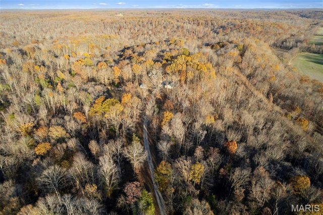 9241 BCR 834, Marble Hill, MO 63764