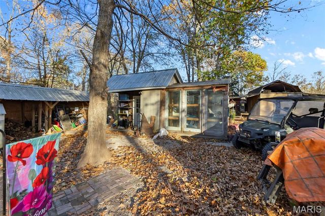 9241 BCR 834, Marble Hill, MO 63764