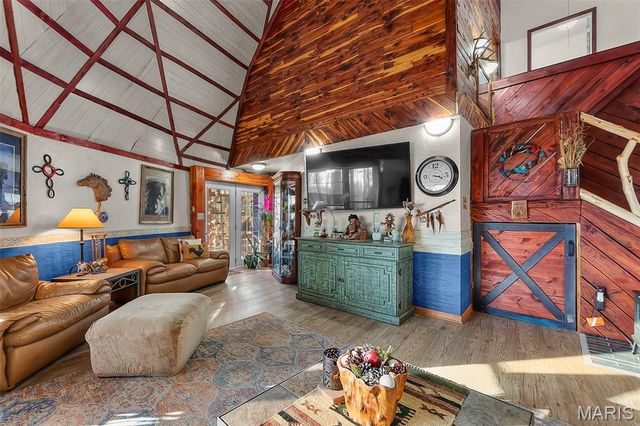 9241 BCR 834, Marble Hill, MO 63764