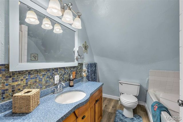 9241 BCR 834, Marble Hill, MO 63764