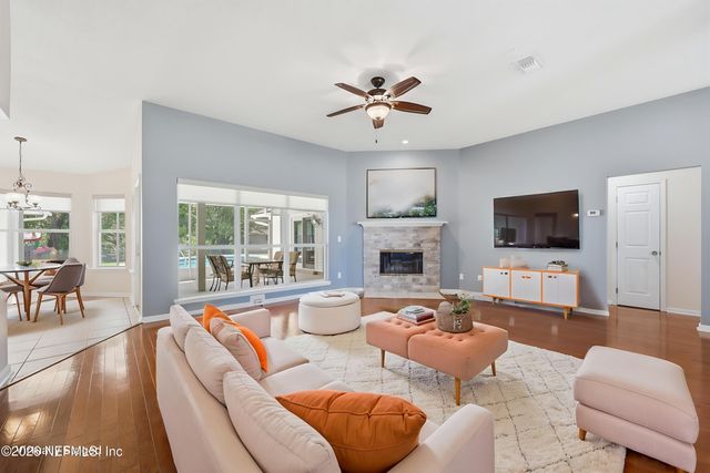 3115 FIELDCREST Drive, Middleburg, FL 32068