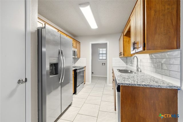 1712 Moonlight Drive, Killeen, TX 76543